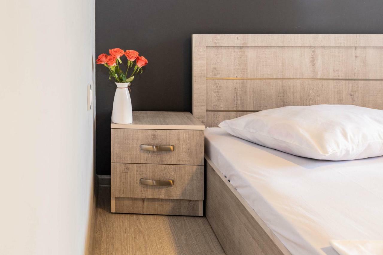 Stay Inn Apartments On Amiryan 15 Jereván Kültér fotó